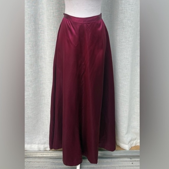 Dresses & Skirts - Vintage burgundy maxi satin circle skirt